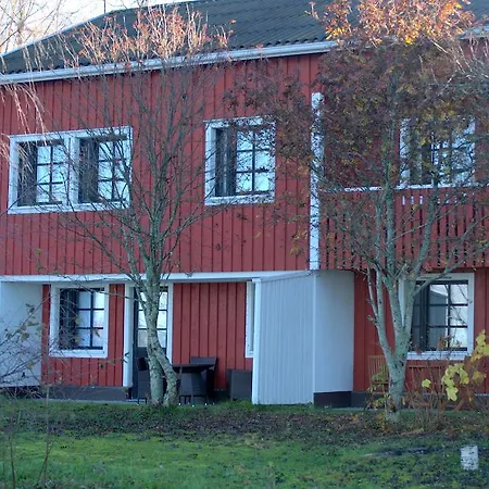 Kartanohotelli Saari Hotel 4*