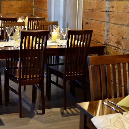 Hotel Kartanohotelli Saari Reisjärvi